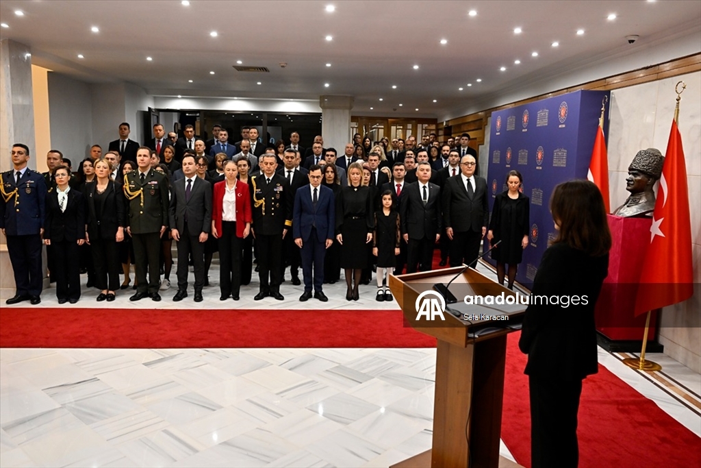 Büyük Önder Atatürk dünyada törenlerle anılıyor