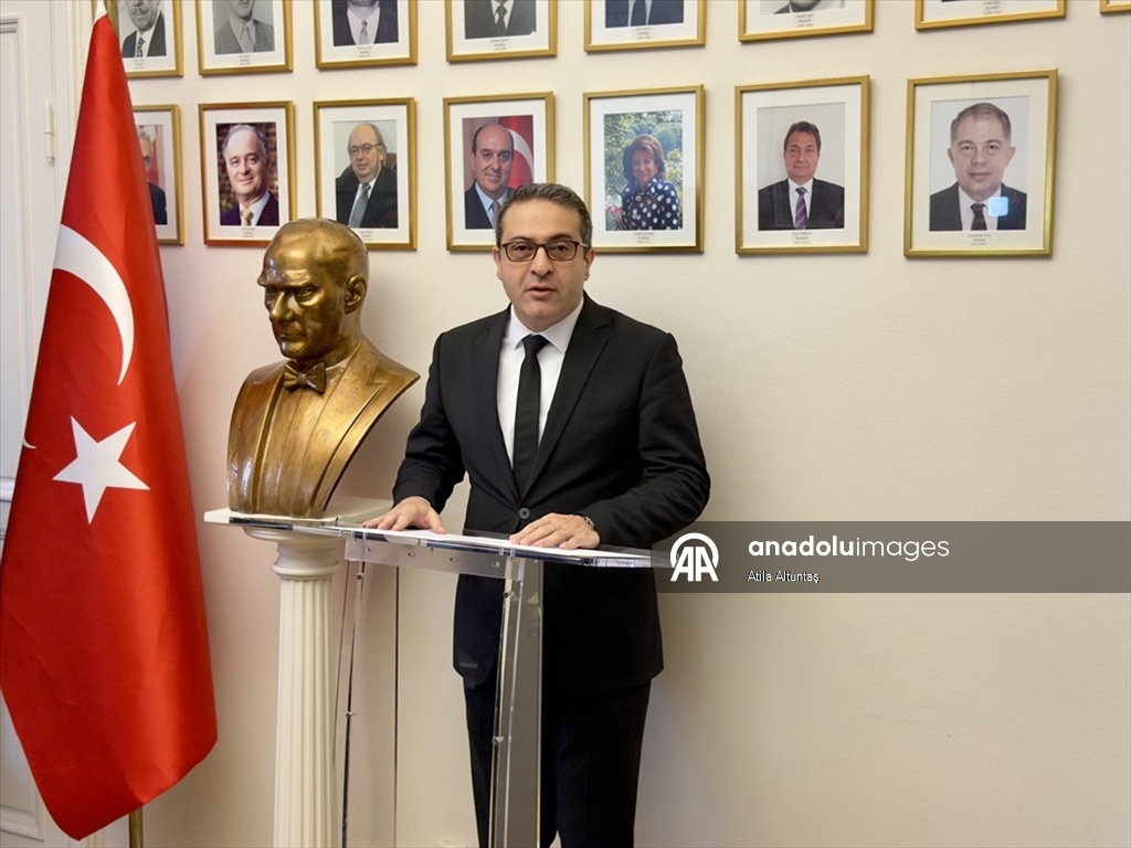 Büyük Önder Atatürk dünyada törenlerle anılıyor