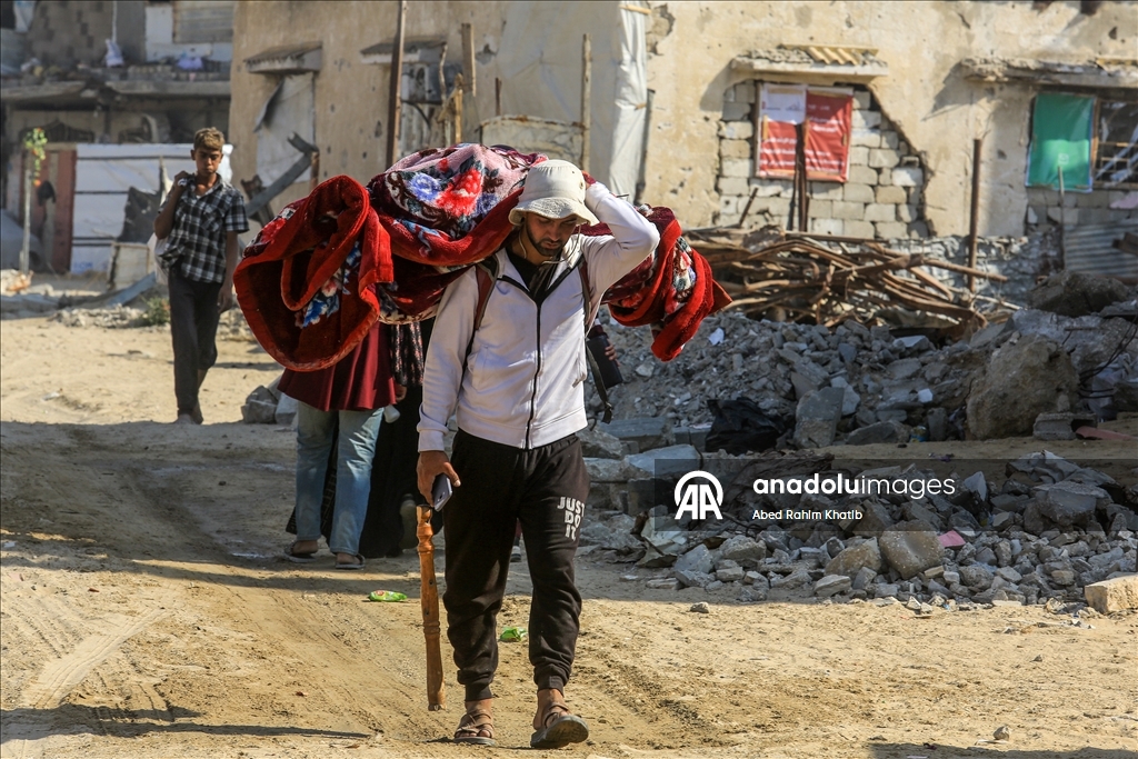 Han Yunus kentindeki Filistinliler enkaz arasında günlük yaşamlarını sürdürüyor