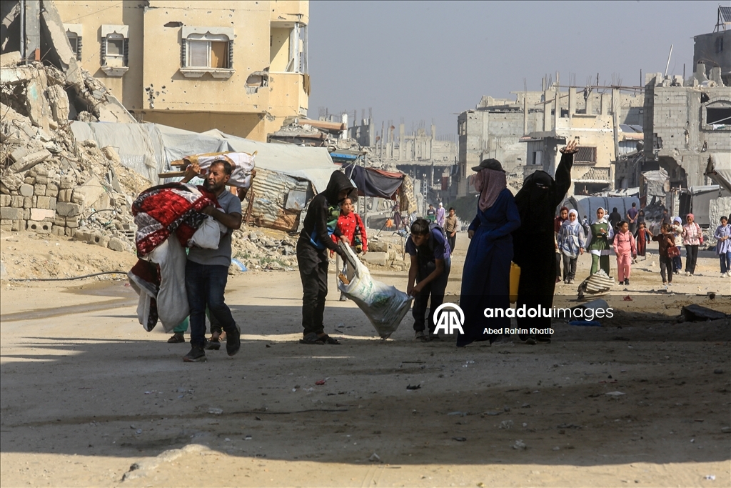 Han Yunus kentindeki Filistinliler enkaz arasında günlük yaşamlarını sürdürüyor