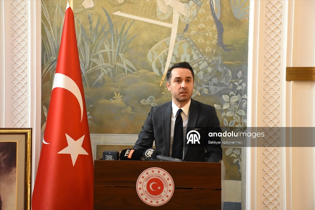 Büyük Önder Atatürk dünyada törenlerle anılıyor