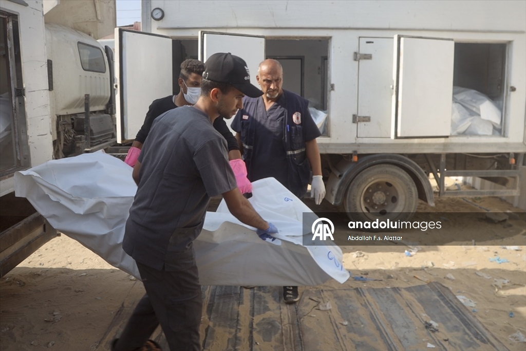 İsrail, Gazze'den alıkoyduğu 15 Filistinlinin daha cenazesini teslim etti