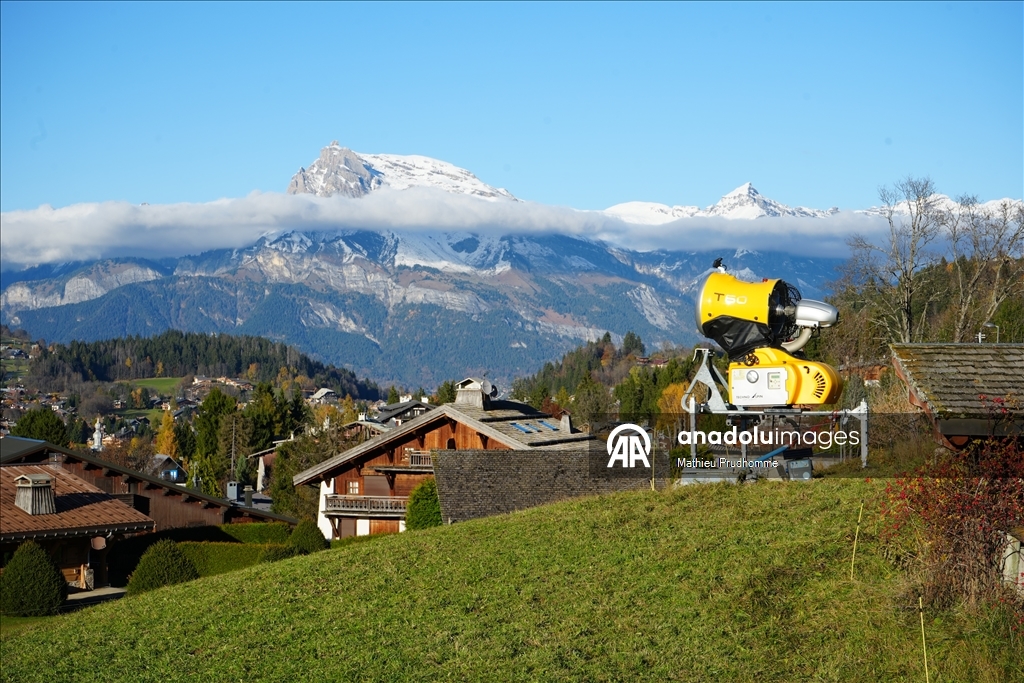 Французский горнолыжный курорт Межева пытается сохранить свою привлекательность на фоне проблем с изменением климата