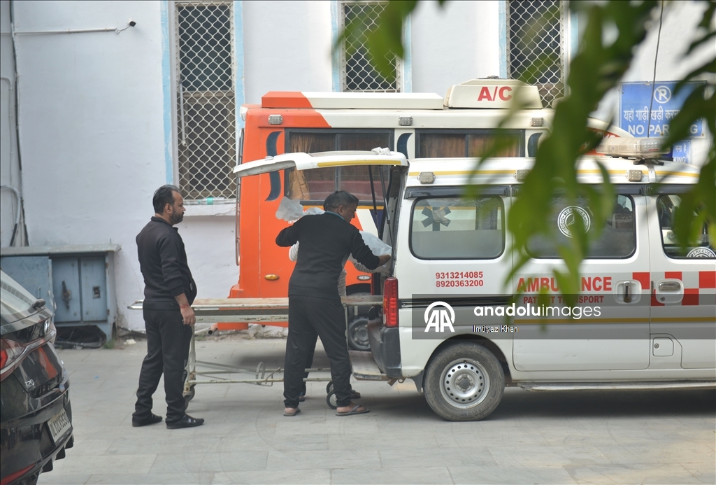 Взрыв автомобиля в столице Индии, Нью-Дели, привел к гибели 12 человек