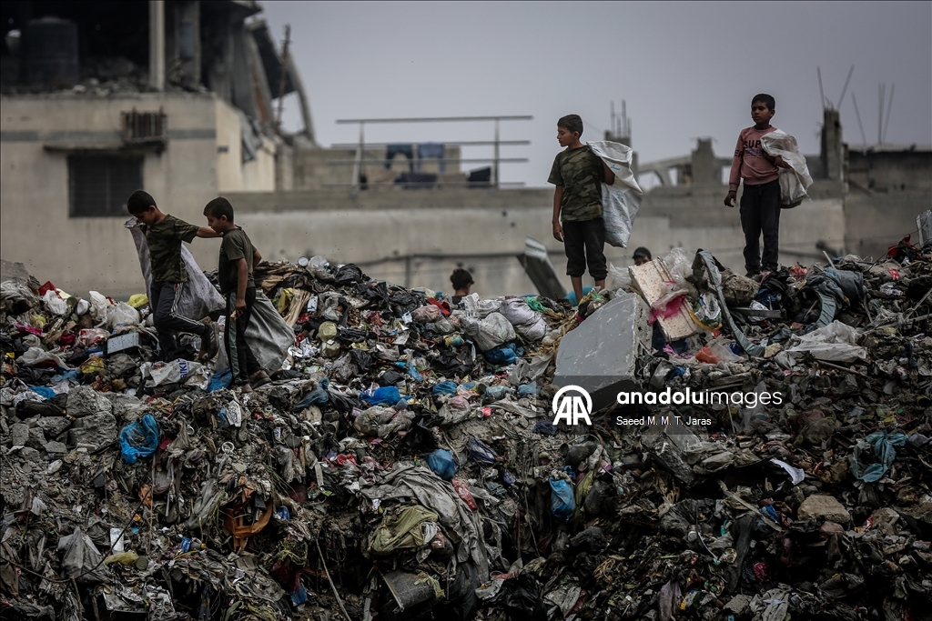 В секторе Газа сохраняется проблема с вывозом мусора