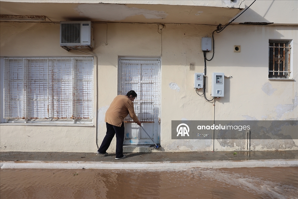 Наводнения продолжают осложнять жизнь жителей греческого острова Лесбос