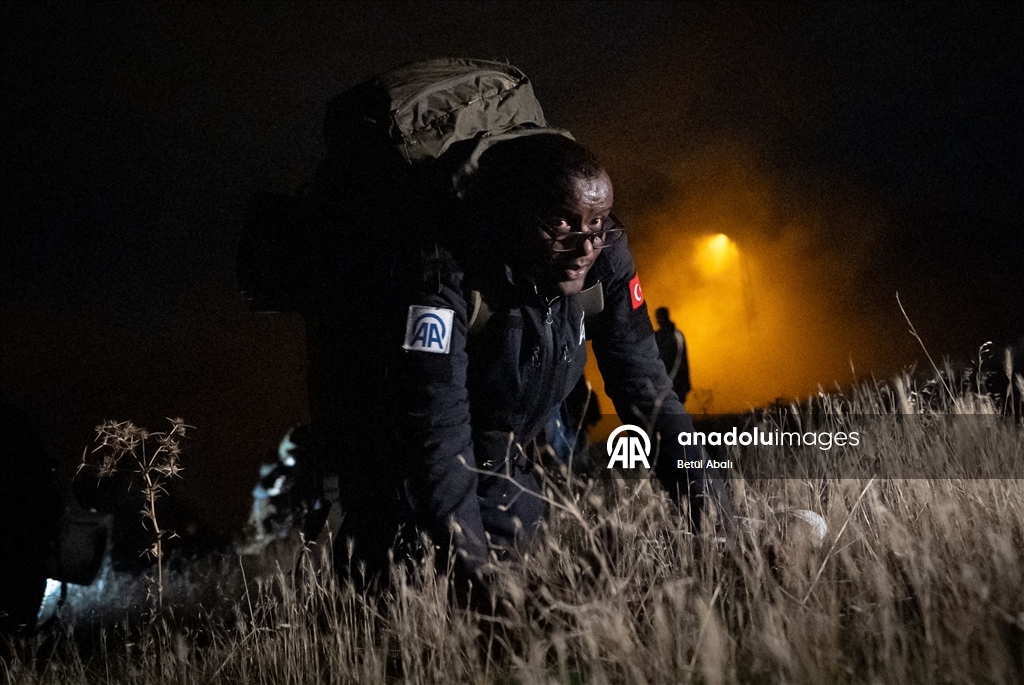 AA'nın savaş muhabirliği eğitimi gazetecileri zorlu koşullara hazırlıyor