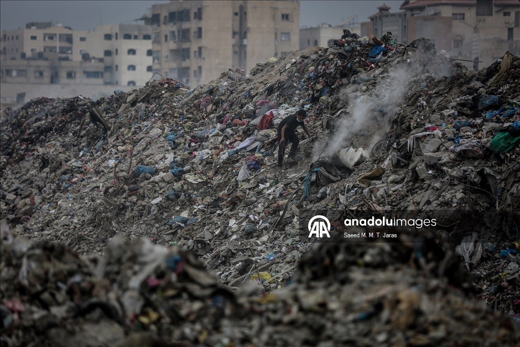 В секторе Газа сохраняется проблема с вывозом мусора