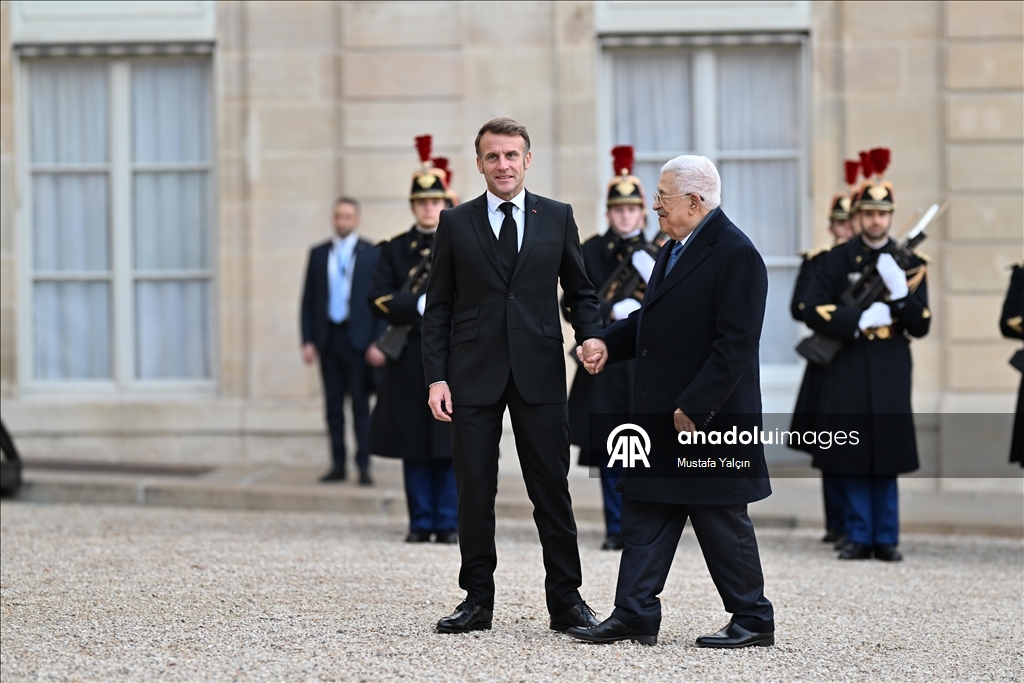 Rencontre entre Emmanuel Macron et Mahmoud Abbas à Paris
