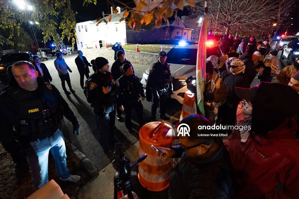 ABD'de eski İsrail Savunma Bakanı Gallant'ın konuşmasını protesto edenlere polis müdahale etti