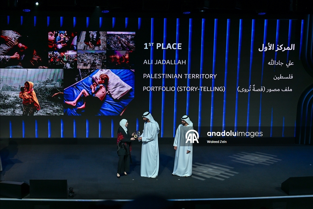 مصور الأناضول علي جاد الله يفوز بجائزة دولية في دبي