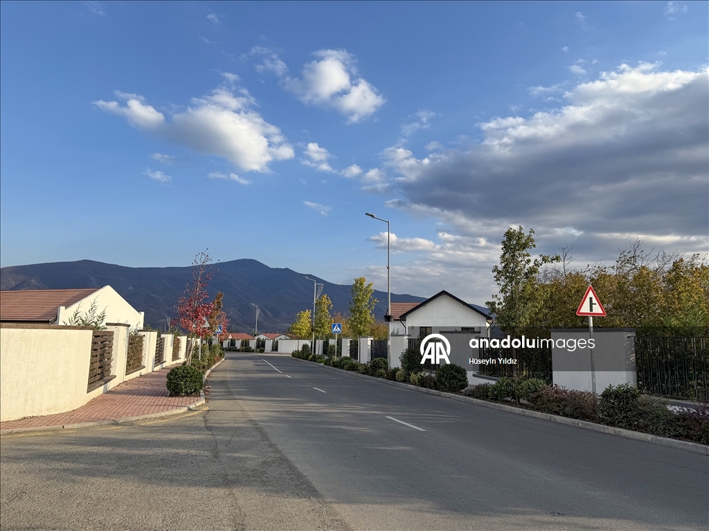 Семьи азербайджанцев возвращаются в освобожденный от армянской оккупации Ходжалы