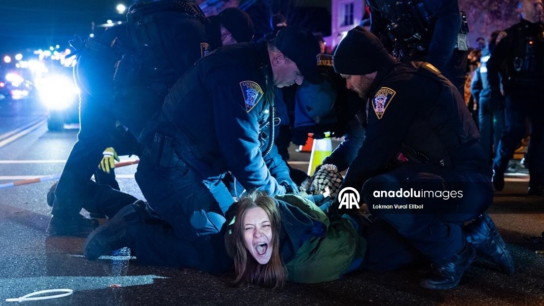 ABD'de eski İsrail Savunma Bakanı Gallant'ın konuşmasını protesto edenlere polis müdahale etti