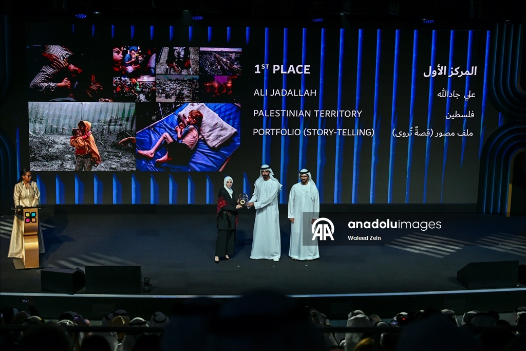مصور الأناضول علي جاد الله يفوز بجائزة دولية في دبي