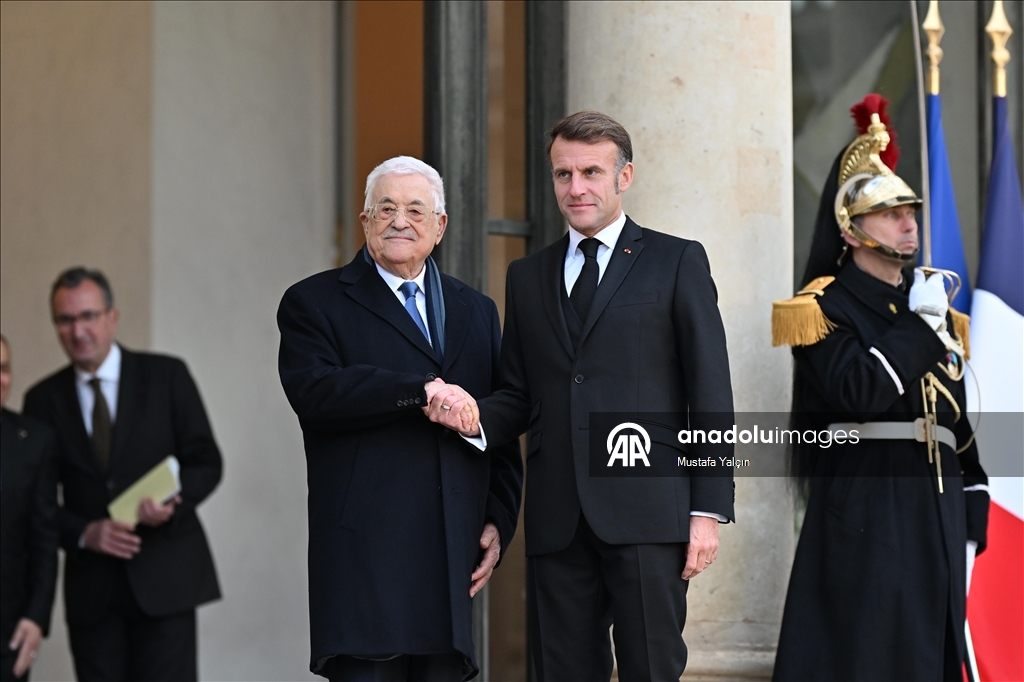 Rencontre entre Emmanuel Macron et Mahmoud Abbas à Paris