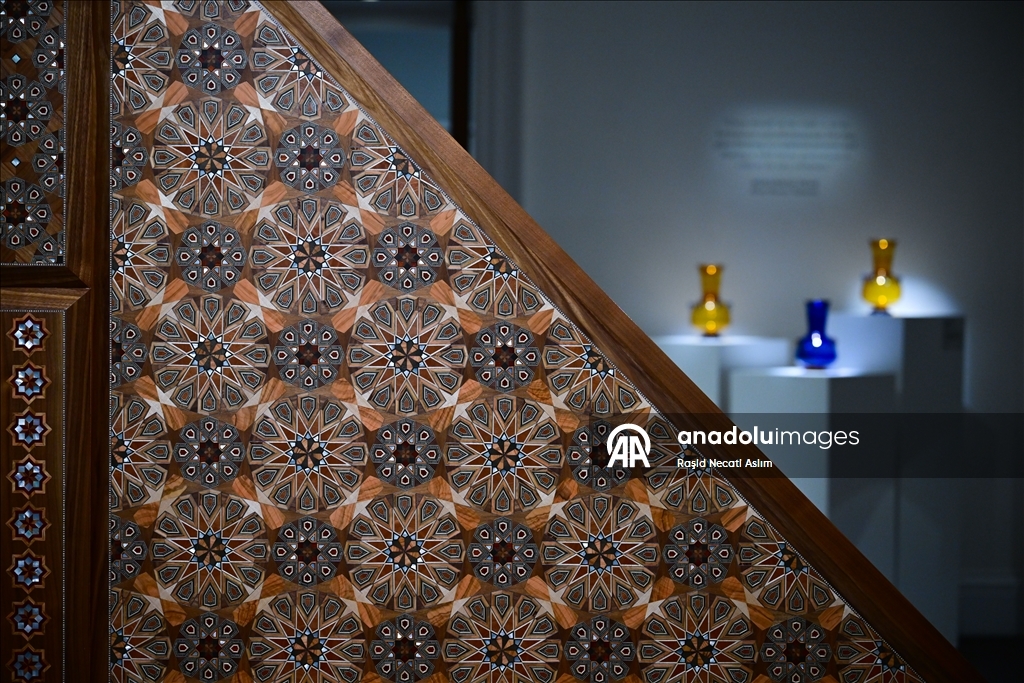 مؤسسة "جبل الفيروز" البريطانية تجمع رواد الفن الإسلامي في لندن