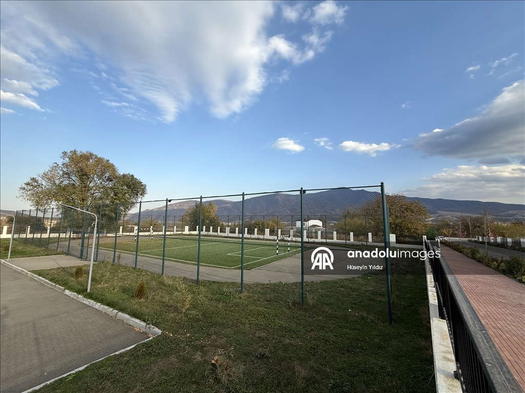 Семьи азербайджанцев возвращаются в освобожденный от армянской оккупации Ходжалы