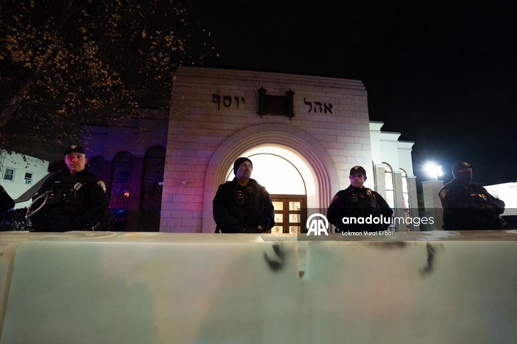 ABD'de eski İsrail Savunma Bakanı Gallant'ın konuşmasını protesto edenlere polis müdahale etti