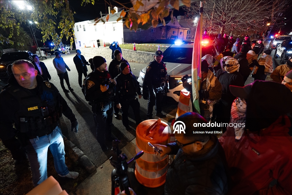 Полиция разогнала участников акции протеста против выступления экс-министра обороны Израиля Галанта в США