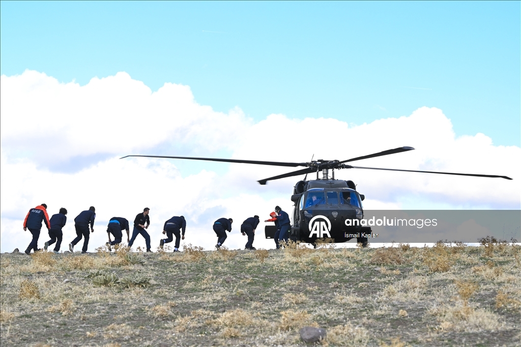 AA'nın savaş muhabirliği eğitiminde "patlayıcılar ve tehlikeli alanlar" dersi verildi