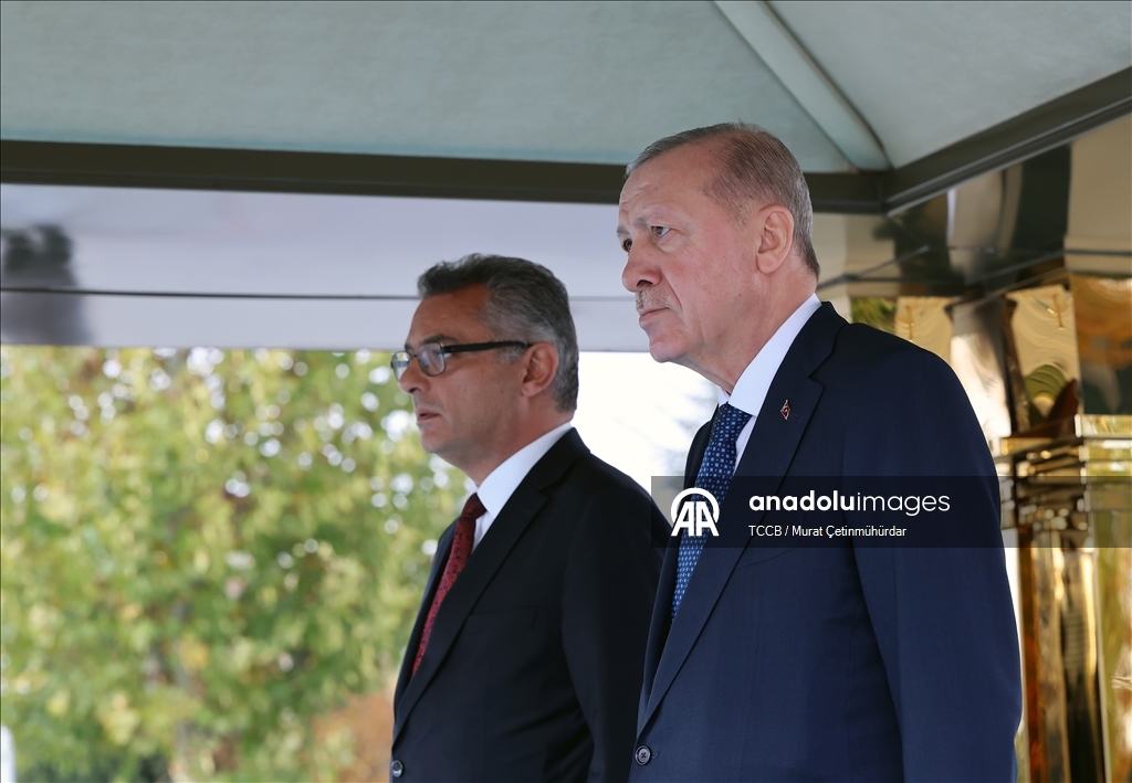 Cumhurbaşkanı Erdoğan, KKTC Cumhurbaşkanı Erhürman'ı resmi törenle karşıladı