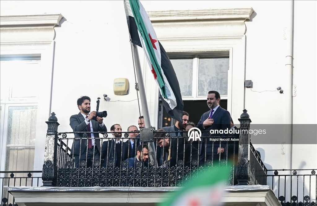 سوريا تعيد افتتاح سفارتها في لندن بعد 13 عاما