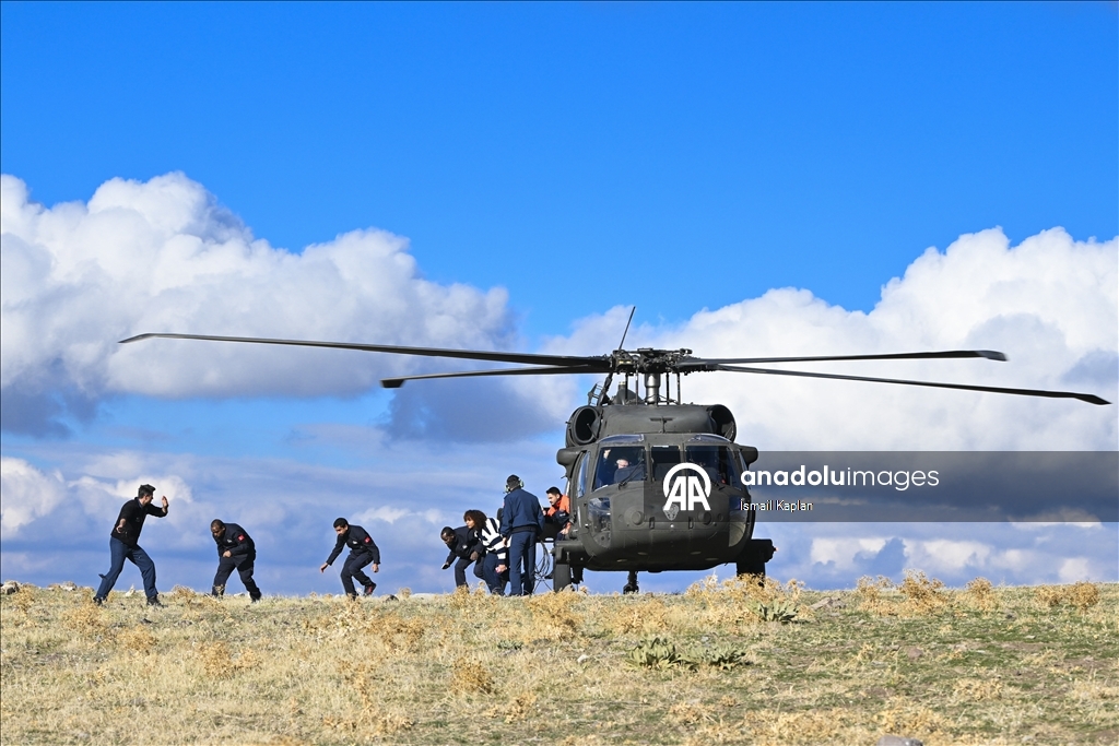 AA'nın savaş muhabirliği eğitiminde "patlayıcılar ve tehlikeli alanlar" dersi verildi