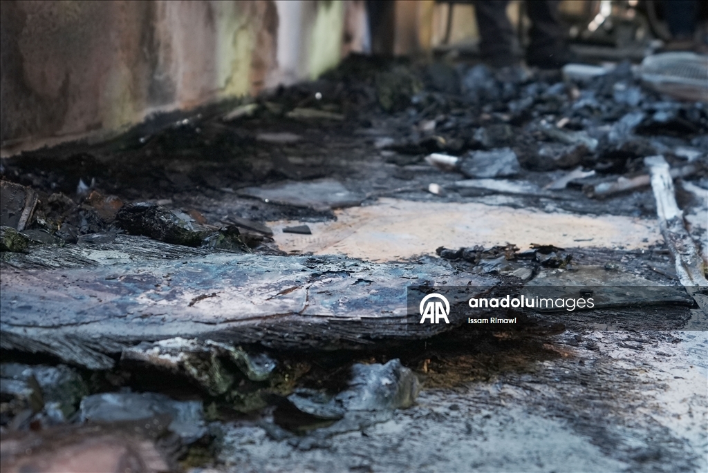 Израильские поселенцы осквернили и подожгли мечеть на Западном берегу