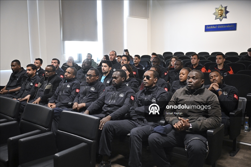 AA'nın savaş muhabirliği eğitiminde "patlayıcılar ve tehlikeli alanlar" dersi verildi