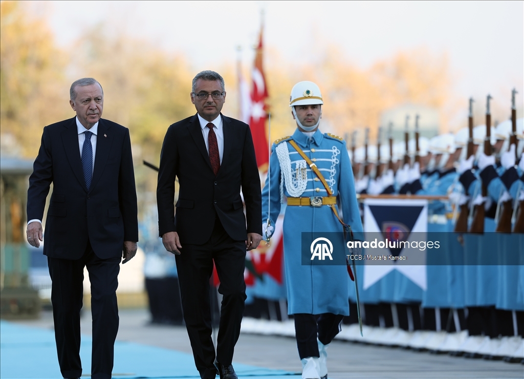 Cumhurbaşkanı Erdoğan, KKTC Cumhurbaşkanı Erhürman'ı resmi törenle karşıladı