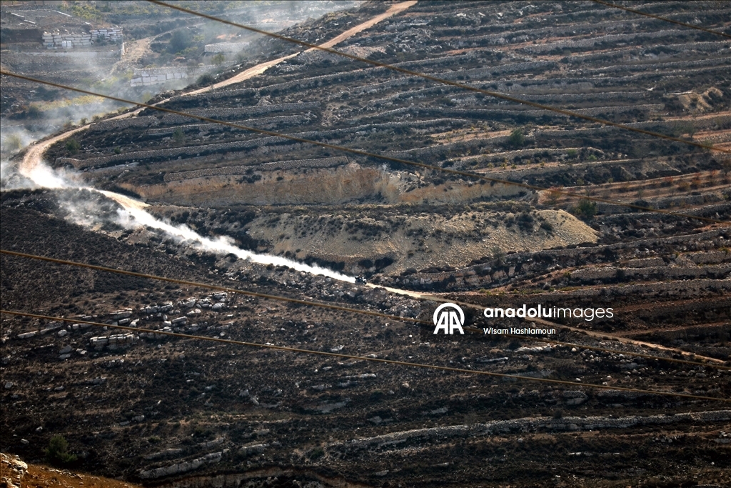 El-Halil’de İsrailli yerleşimci Filistinli çiftçilere aracıyla saldırmaya çalıştı