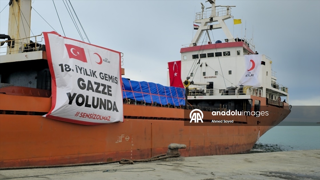  Türk Kızılayın Gazze için hazırladığı 18. "İyilik Gemisi" Mısır'ın Ariş limanına ulaştı