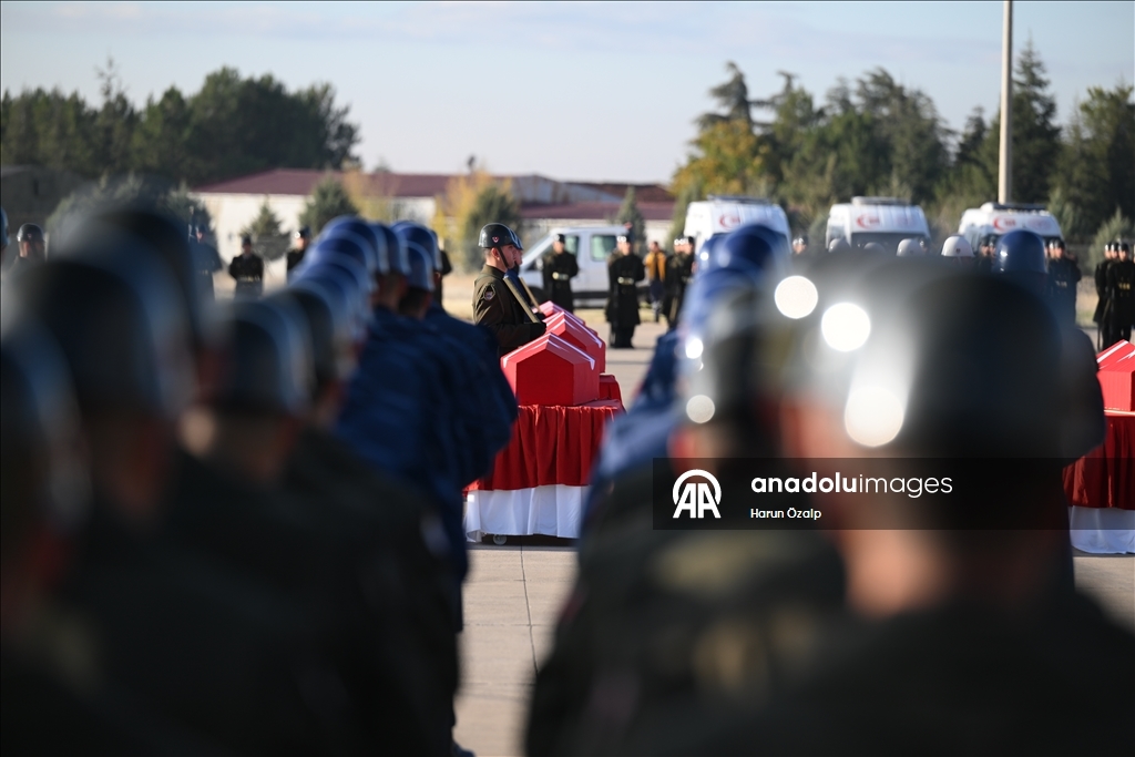 تركيا.. مراسم توديع في أنقرة لشهداء طائرة الشحن المنكوبة