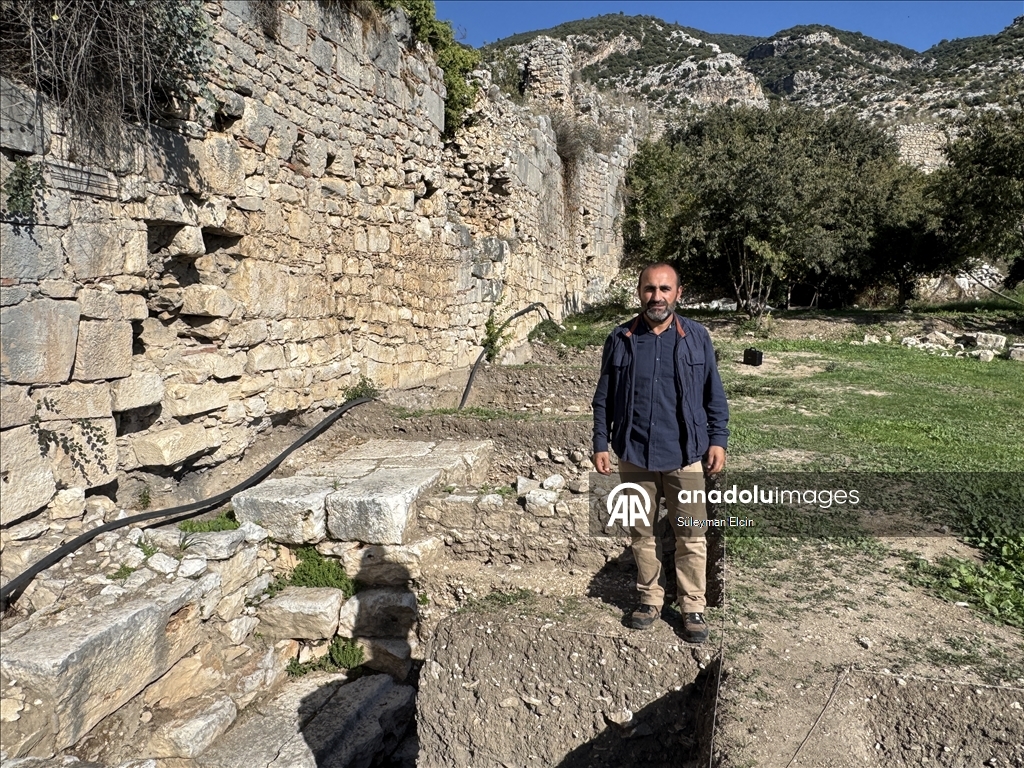 В античном городе Лимира после 43 лет поисков обнаружены руины храма Зевса