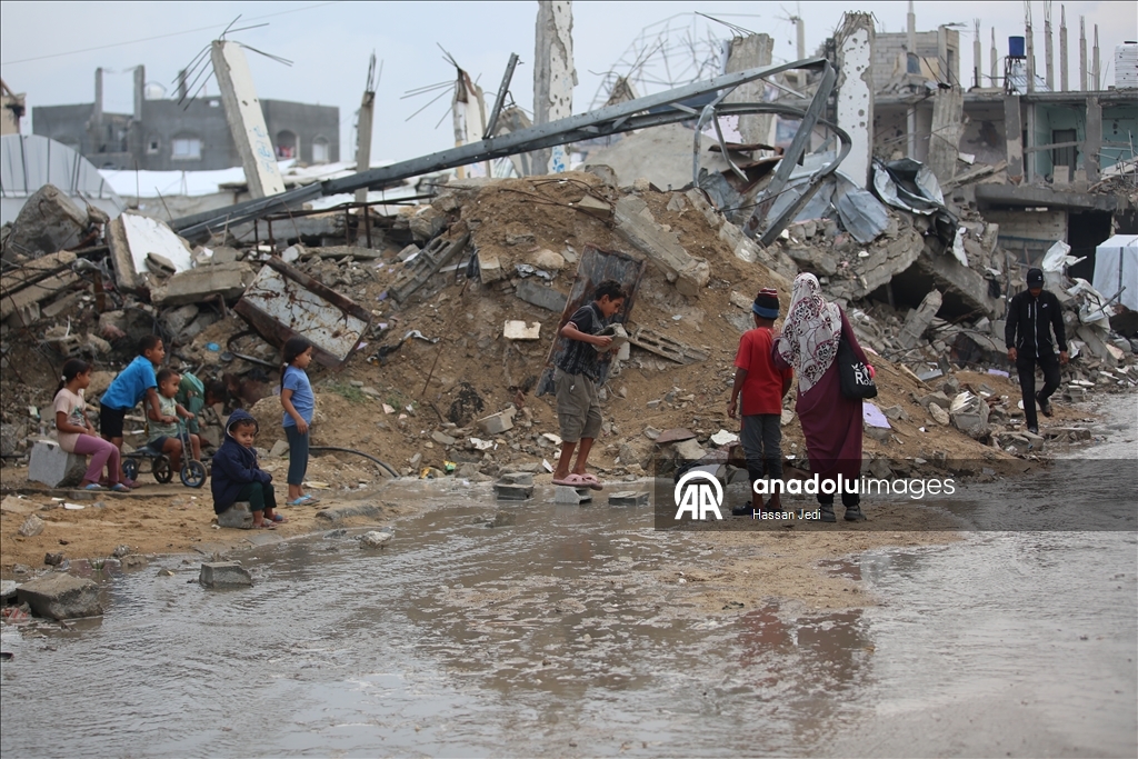 Gazze'de soğuk hava koşulları çadırlarda kalan Filistinlileri olumsuz etkiliyor