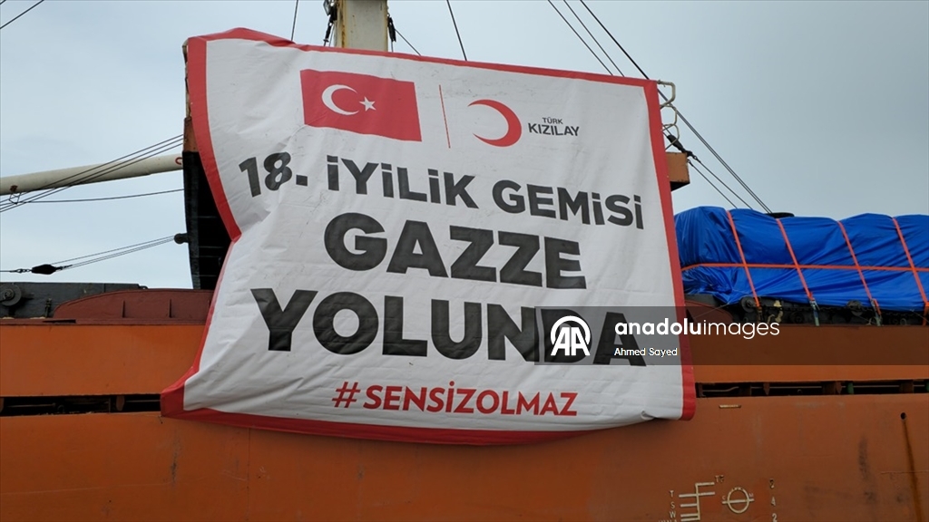  Türk Kızılayın Gazze için hazırladığı 18. "İyilik Gemisi" Mısır'ın Ariş limanına ulaştı
