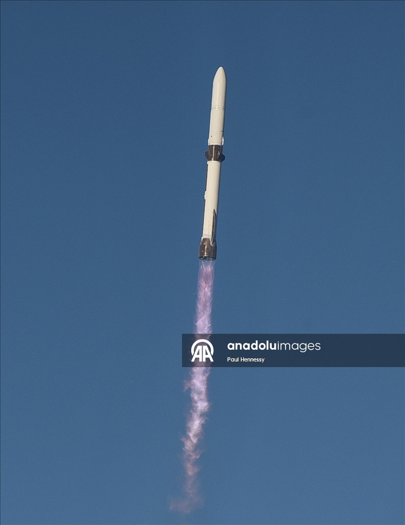 Blue Origin Джеффа Безоса успешно запустила ракету со спутниками НАСА