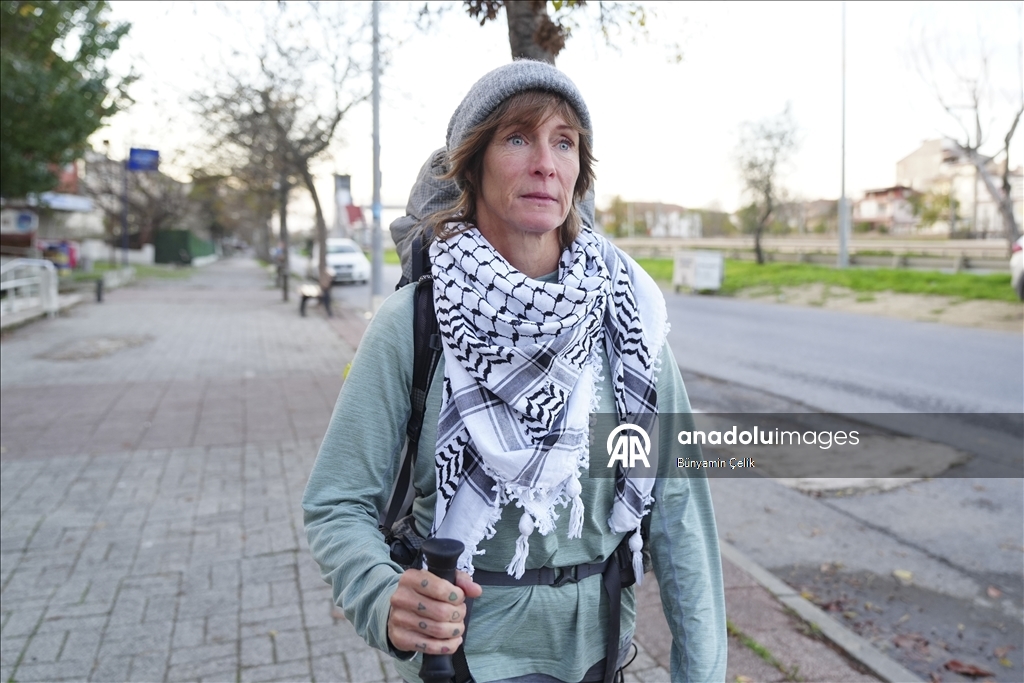 Шесть месяцев пути ради Газы: британская активистка идет пешком, чтобы помочь палестинцам