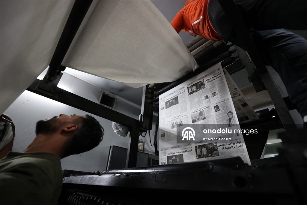 Suriye’nin en eski gazetelerinden "el-Savre", renkli baskıya hazırlanıyor