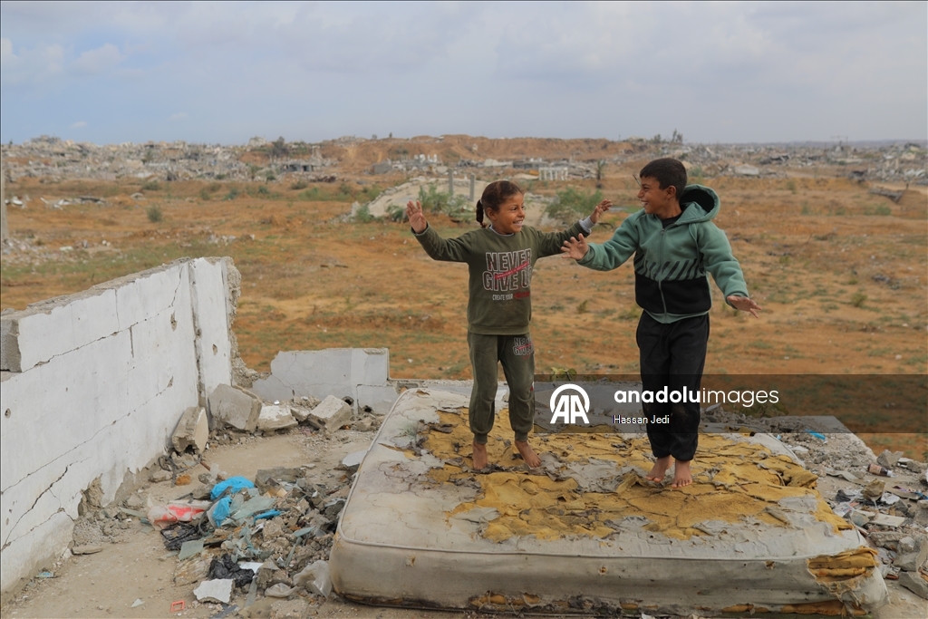 Gazze'de soğuk hava koşulları çadırlarda kalan Filistinlileri olumsuz etkiliyor