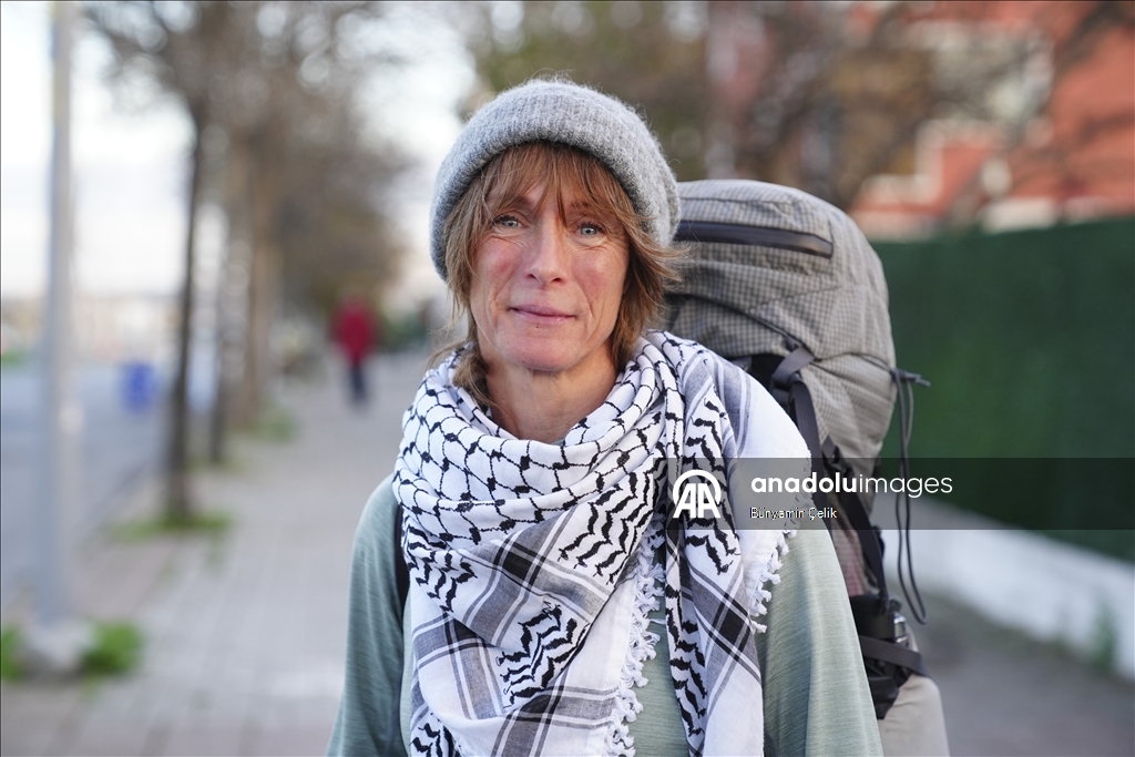 Шесть месяцев пути ради Газы: британская активистка идет пешком, чтобы помочь палестинцам