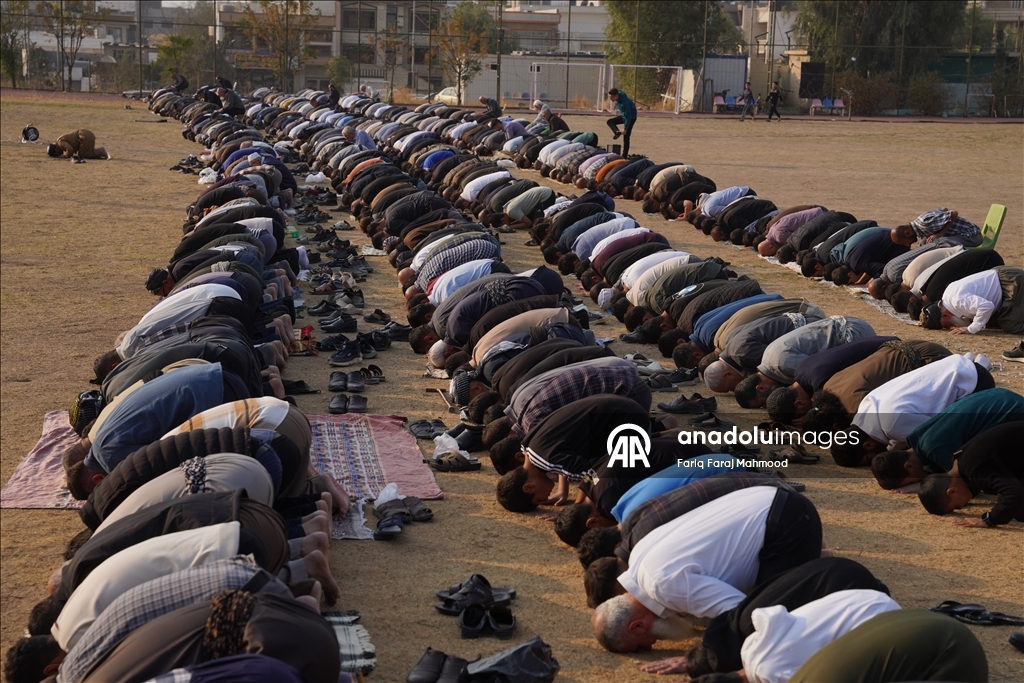 Irak'ın Süleymaniye kentindeki vatandaşlar yağmur duasına çıktı