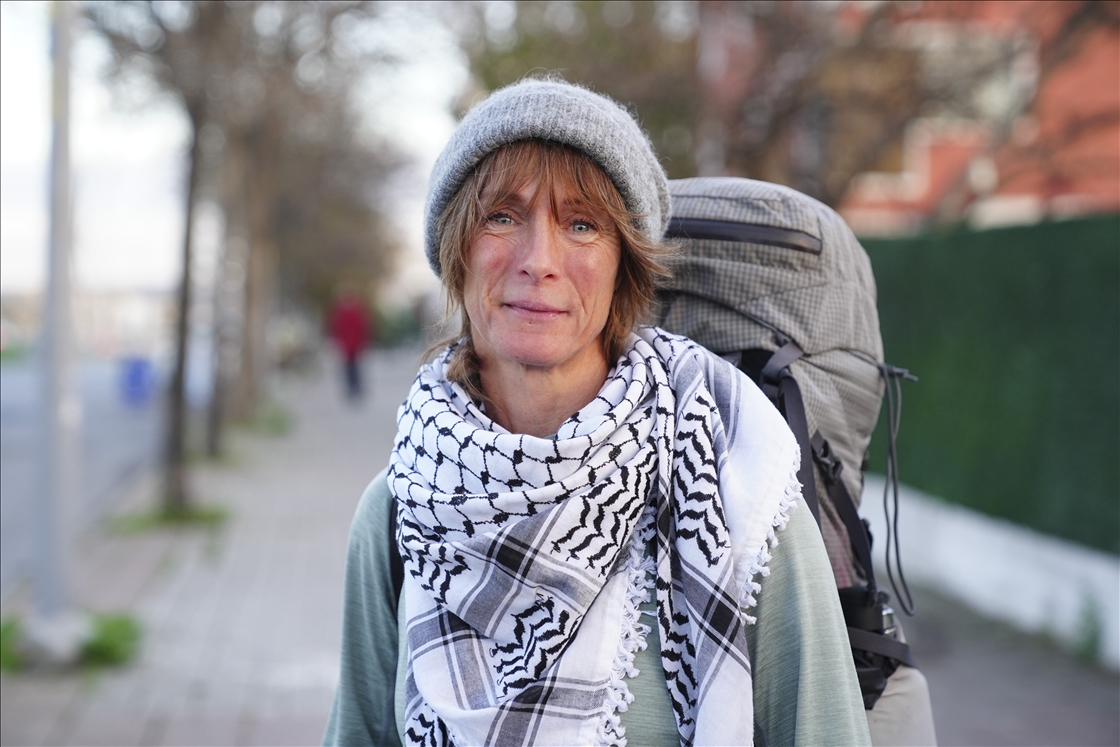 Шесть месяцев пути ради Газы: британская активистка идет пешком, чтобы помочь палестинцам