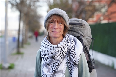 Шесть месяцев пути ради Газы: британская активистка идет пешком, чтобы помочь палестинцам