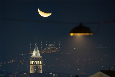 Полумесяц в Стамбуле