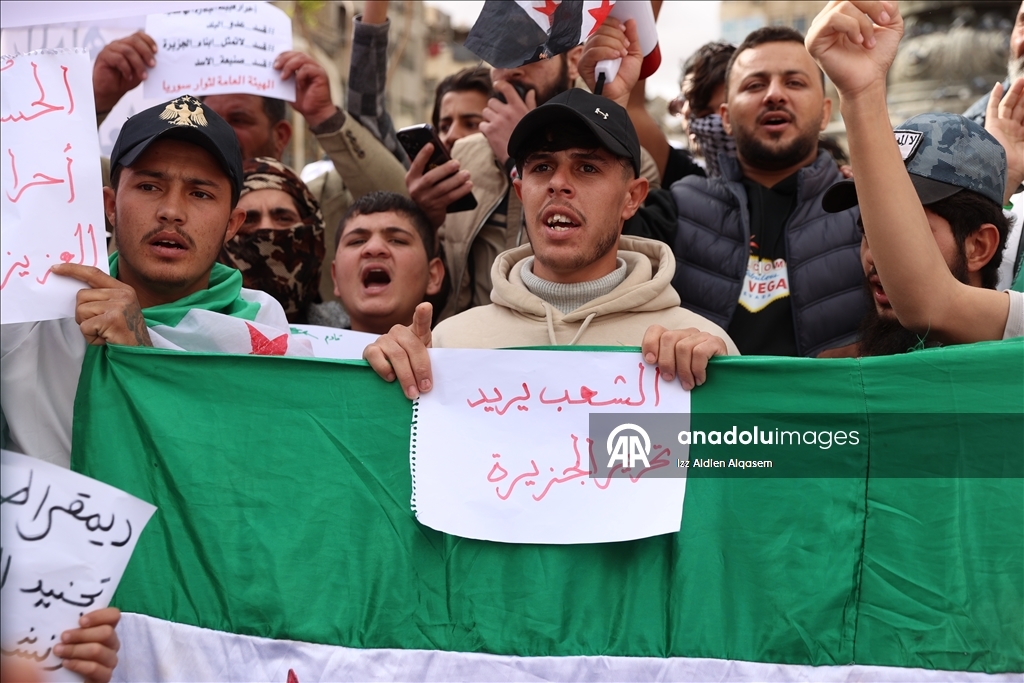 В Сирии прошли протесты против террористической организации PKK/YPG