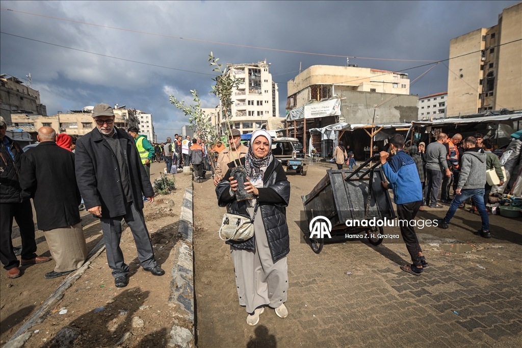 "حنعمرها تاني".. حملة رمزية تبث الأمل لإعادة إعمار غزة المنكوبة