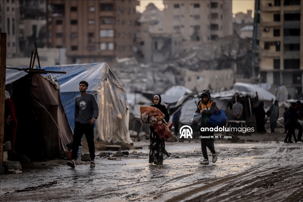Hladno vrijeme u Gazi otežava život Palestinaca u šatorskim naseljima