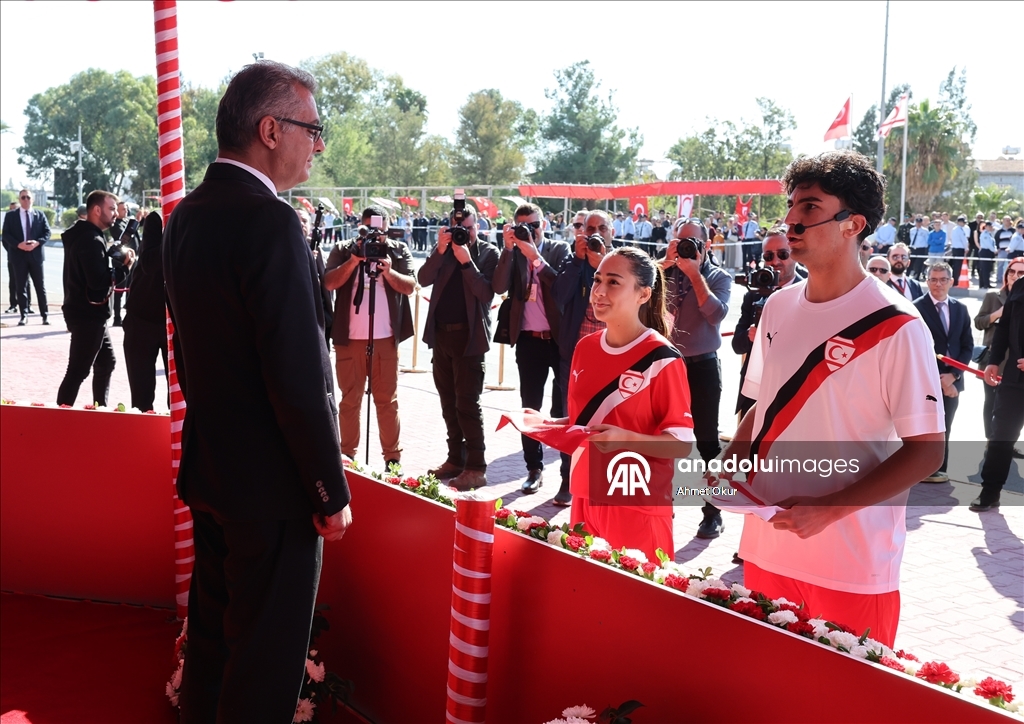 KKTC'nin kuruluşunun 42. yıl dönümü töreni yapıldı