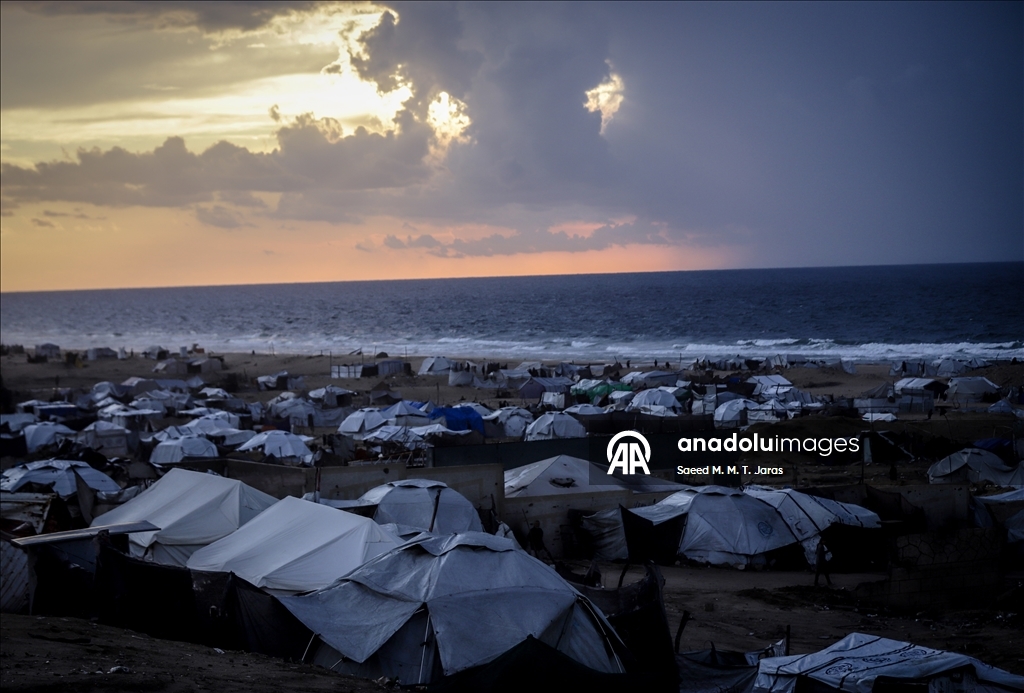 Hladno vrijeme u Gazi otežava život Palestinaca u šatorskim naseljima